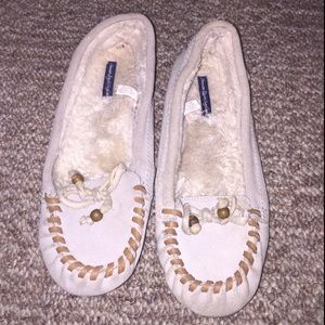 American Eagle AEO Moccasin Suede Slippers